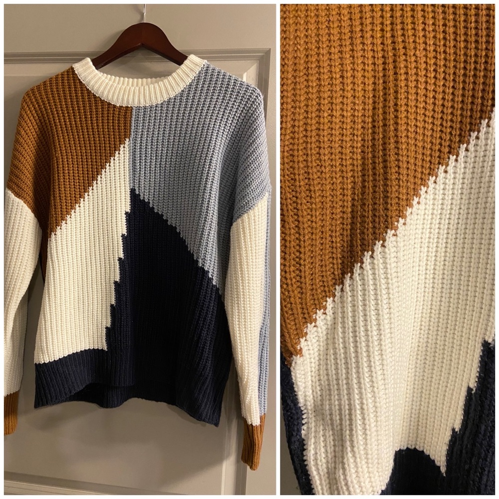 Sweater Colorblock Design Navy Cream